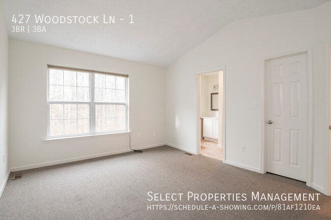 Building Photo - 427 Woodstock Ln