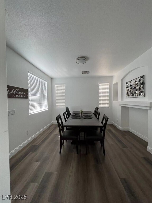 Building Photo - 4570 Sparwood Dr