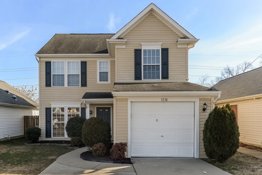 Primary Photo - 3236 Penn Meade Way