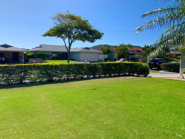 Building Photo - Beautiful Kailua home in Kaelepulu School ...