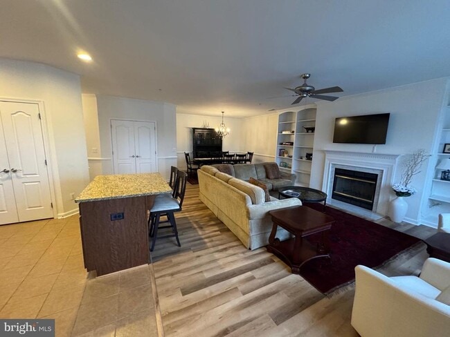 Building Photo - 622 Oyster Bay Pl