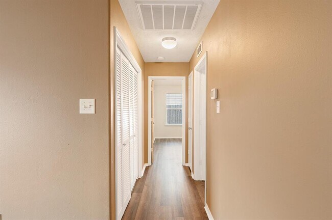 Building Photo - 17219 Osprey Landing Dr