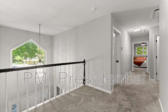 Building Photo - 1809 Winding Way