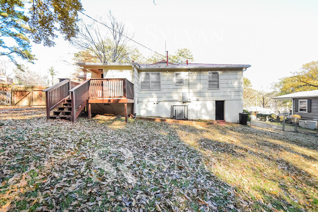 Building Photo - Cute 3BR 1BA Home For You