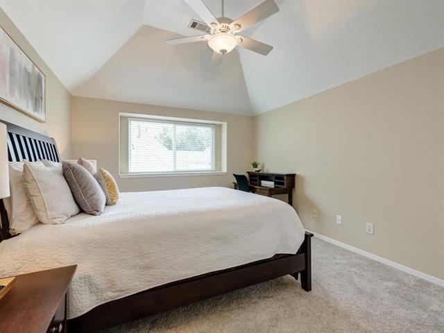 Building Photo - 250 Glenrose Ct