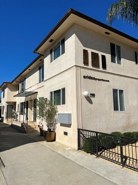 Building Photo - 1117 Cochran Ave