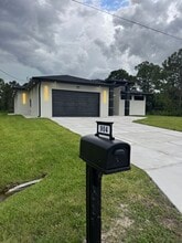 Building Photo - 904 McKinley Ave