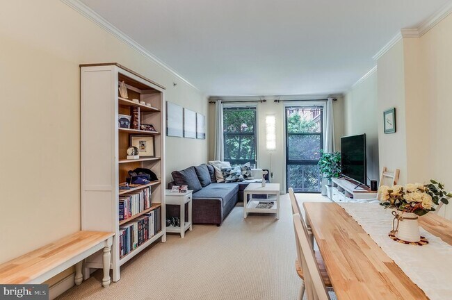 Building Photo - 631 D St NW