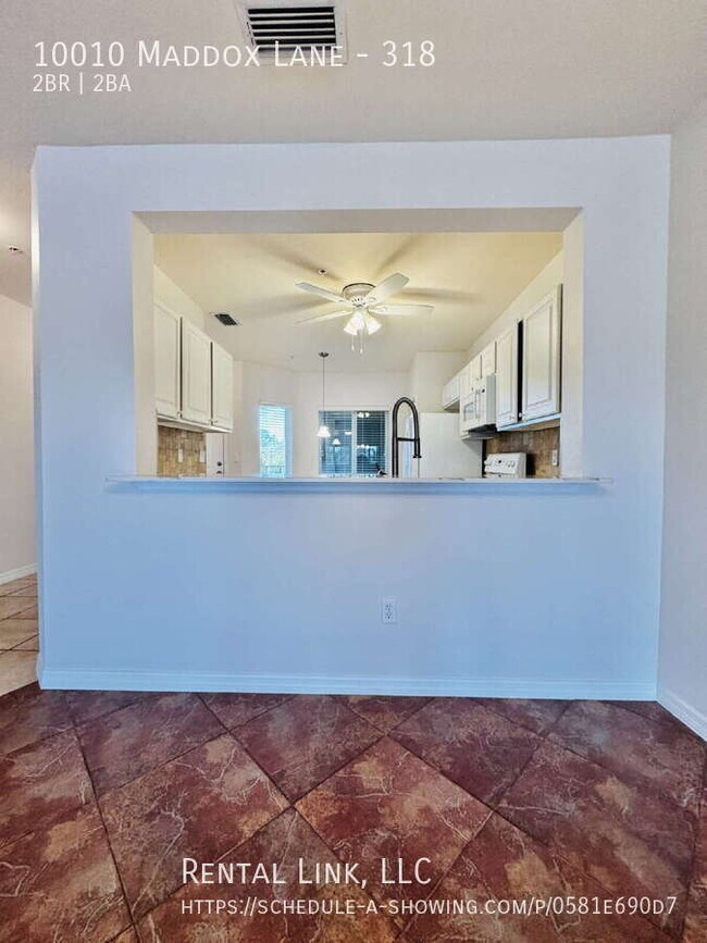 Building Photo - 10010 Maddox Ln