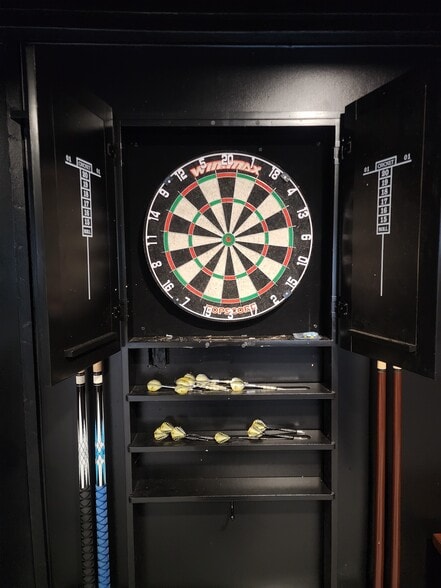 Building Photo - 3780 Highland Tpke