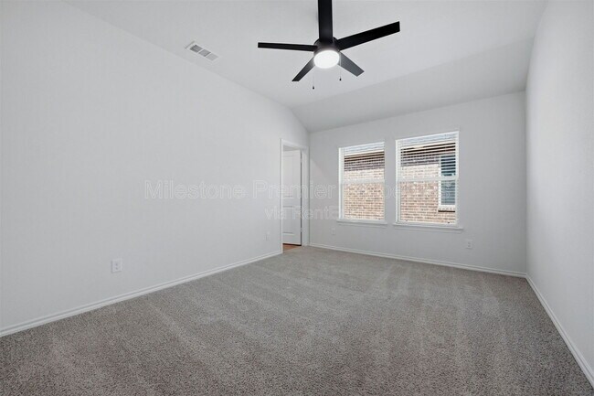 Building Photo - 2428 Montgomery St