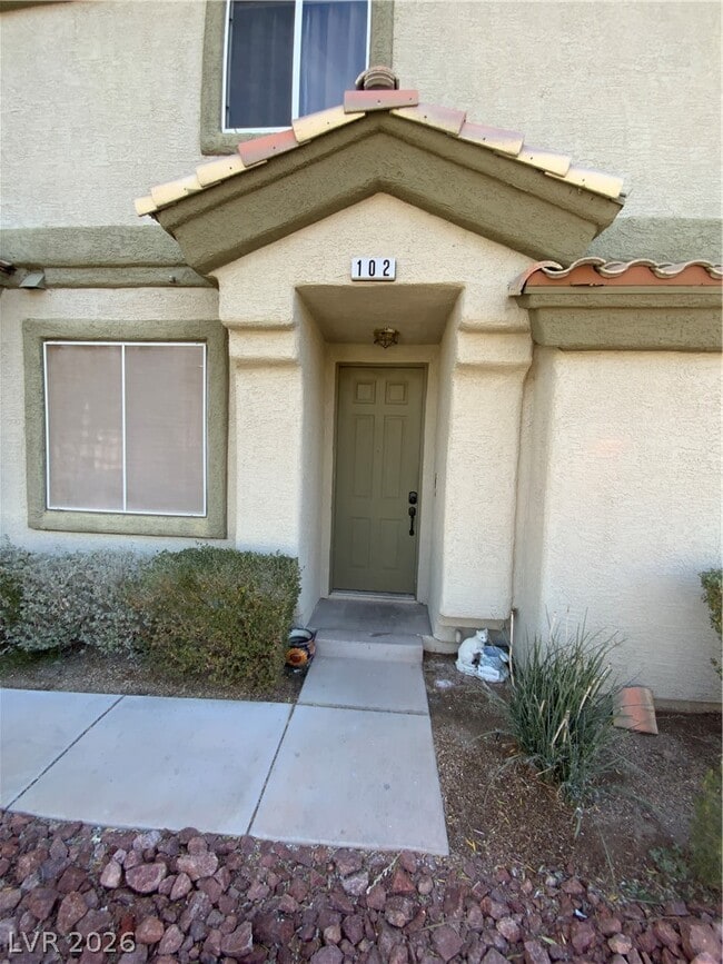 Building Photo - 6321 Lorne Green Ave