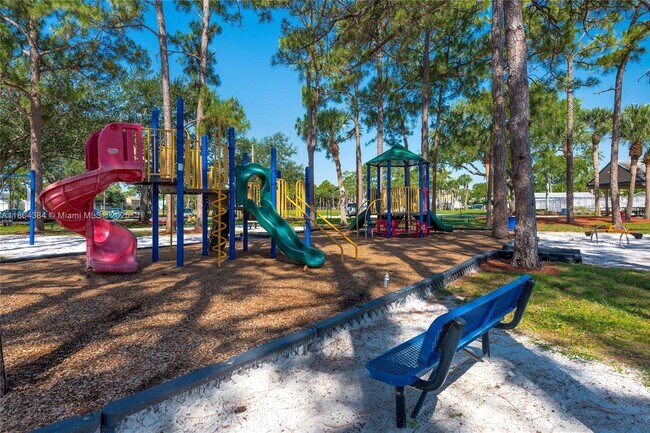 Building Photo - 5800 Rambler Rose Way