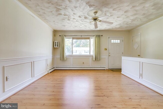 Building Photo - 13714 Gran Deur Dr