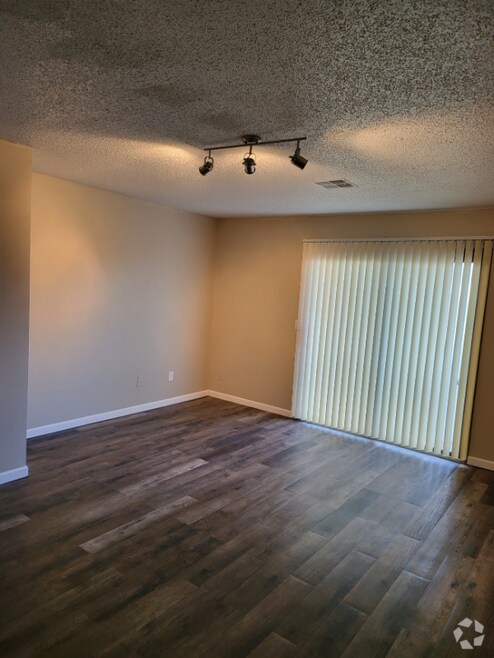 Building Photo - 1325 N Meridian Ave