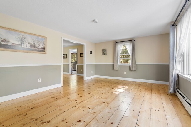 Building Photo - 11 Beebe Ln