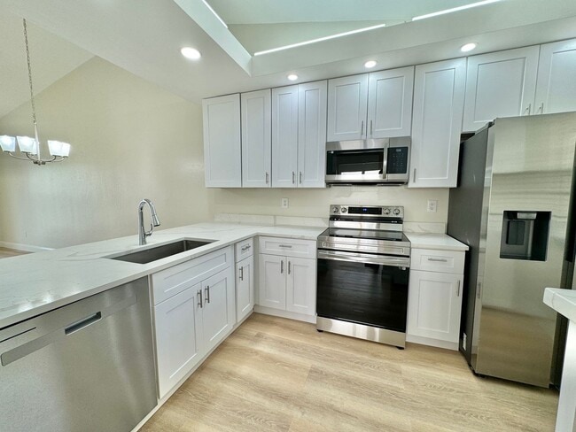 Building Photo - ** BRADSTROM AT LELY ** 3 BED / 2 BATH - CONDO - LIKE NEW! - GREAT LOCATION - ANNUAL RENTAL