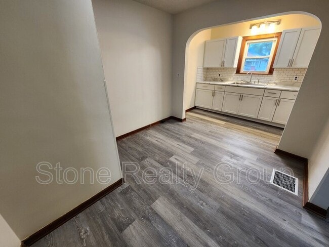 Building Photo - 1721 N 25th St