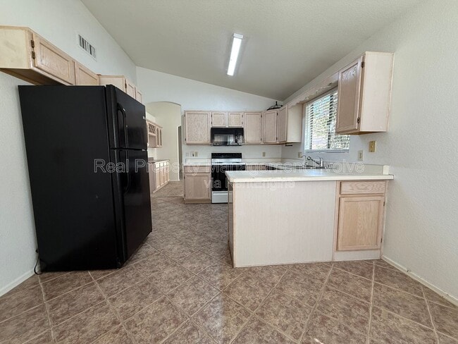 Building Photo - 4260 E Rosemonte Dr