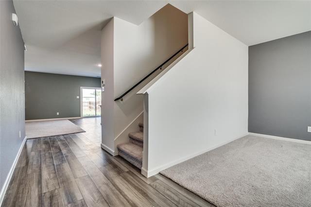 Building Photo - 731 Yorkshire Dr