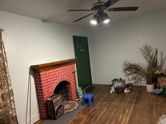 Building Photo - 6405 SE 97th Ave