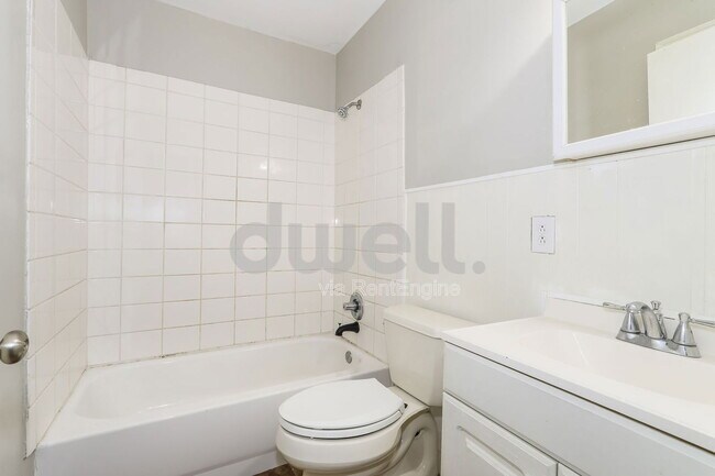 Building Photo - 1918 Dabney Dr