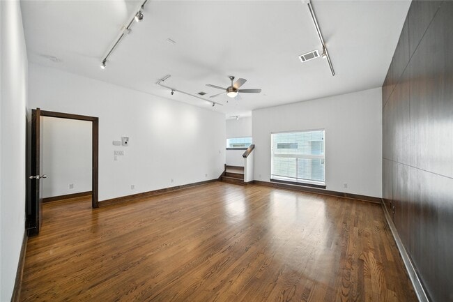 Building Photo - 1826 Prospect St