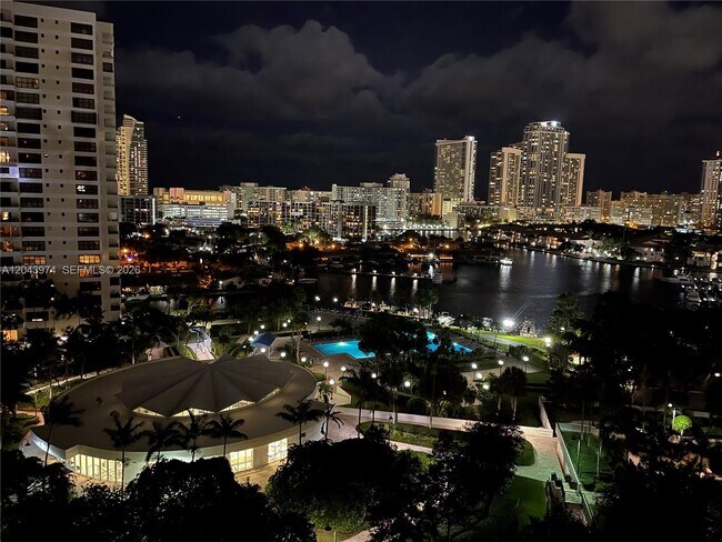 Building Photo - 600 Three Islands Boulevard