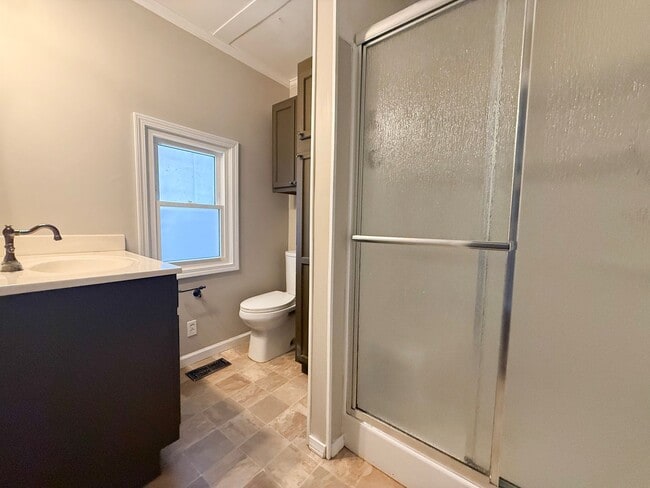 Building Photo - Spacious 3 Bedroom Home with Limited-Time $500 Move-In Special