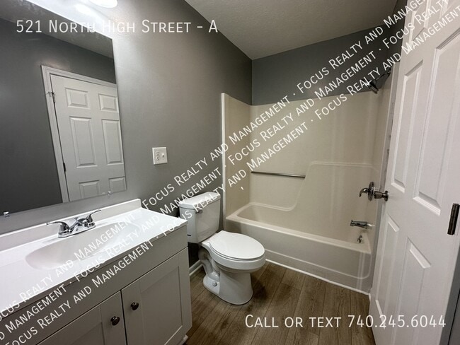 Building Photo - 521 N High St