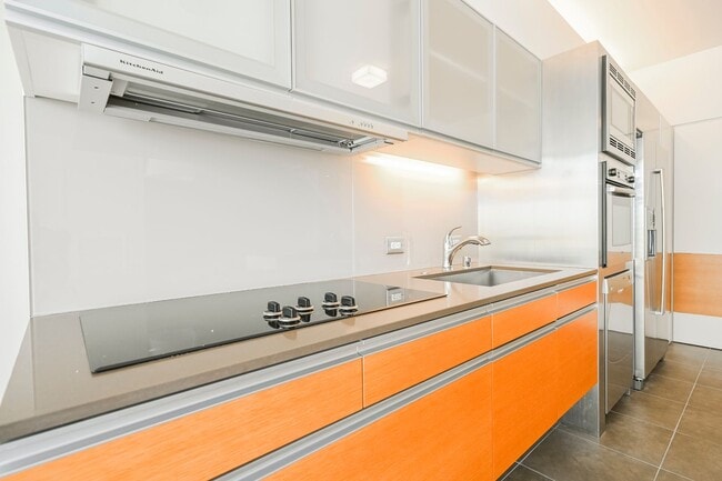 Building Photo - 1 bedroom in the heart of City Center on t...