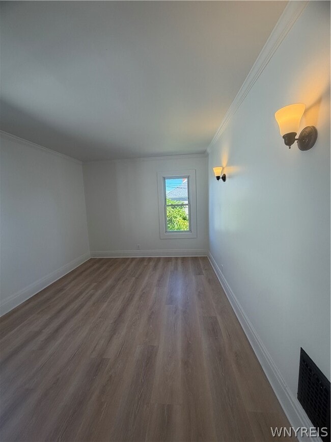 Building Photo - 292 Hartwell Rd
