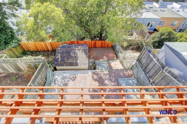 Building Photo - 263 Ralston St