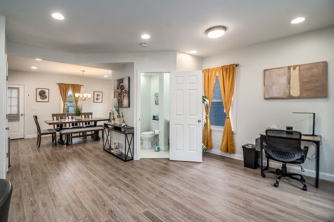 Building Photo - 334 S Wisconsin Ave