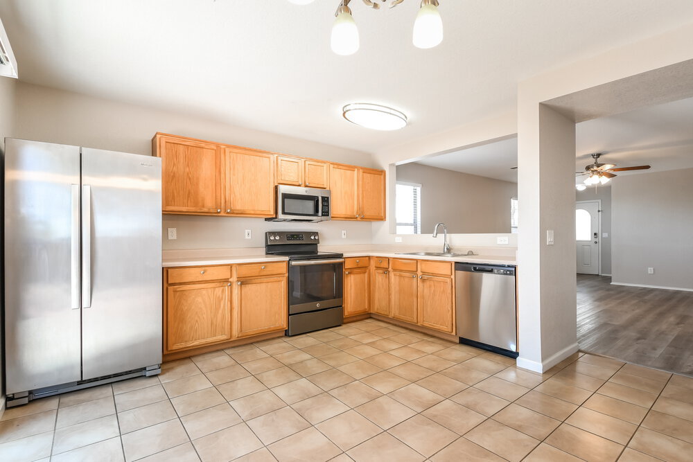 Building Photo - 1006 S Clancy Cir