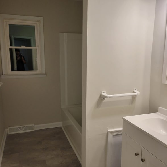 Building Photo - 15016 Courthouse Rd