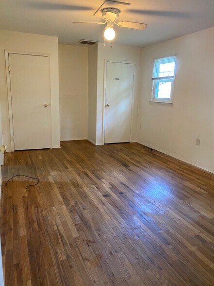 Building Photo - 47 Dixmont Ave