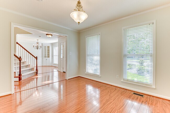 Building Photo - 4135 Fox Brush Dr