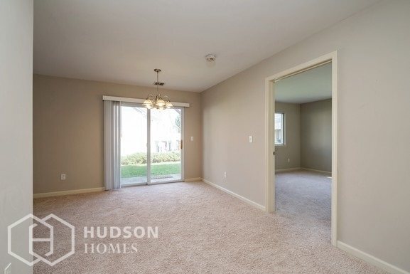 Building Photo - 104 Falcon Ridge Way N