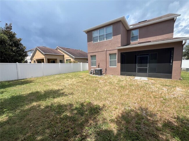 Building Photo - 8315 Deerland Bluff Ln