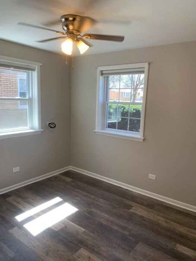 Building Photo - 620 Kungs Way