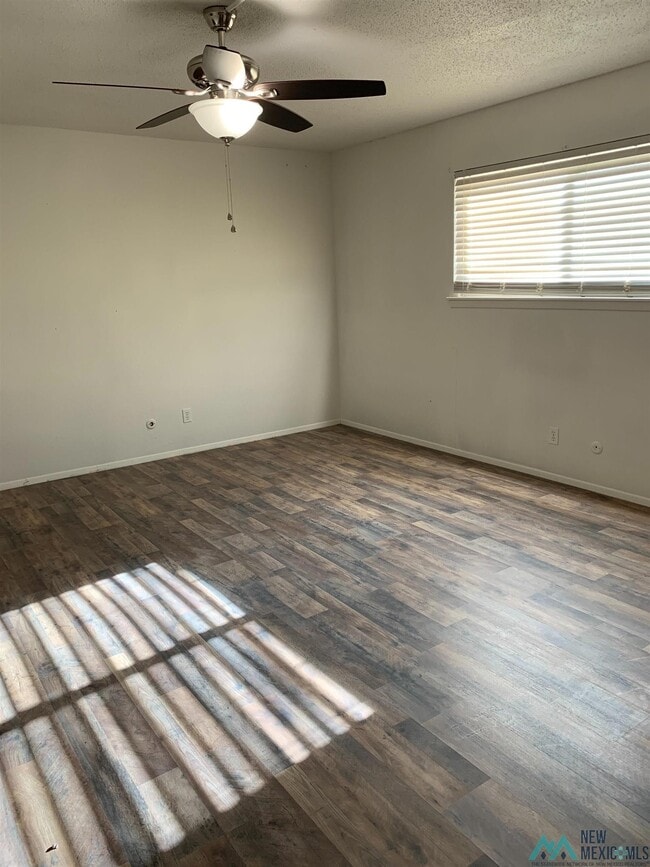 Building Photo - 13 Paseo Village