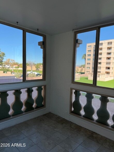 Building Photo - 7950 E Camelback Rd