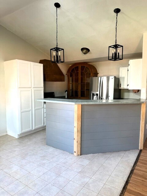 Building Photo - 425 Gold Rush Dr