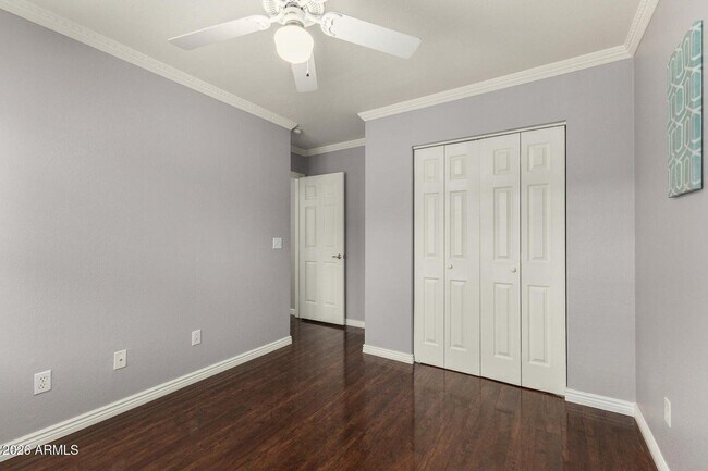 Building Photo - 1014 E Milada Dr