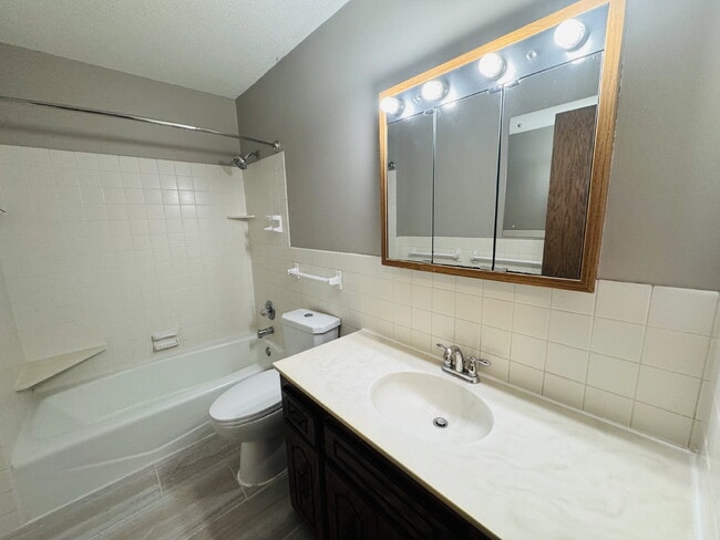 Building Photo - 7349 York Ave N