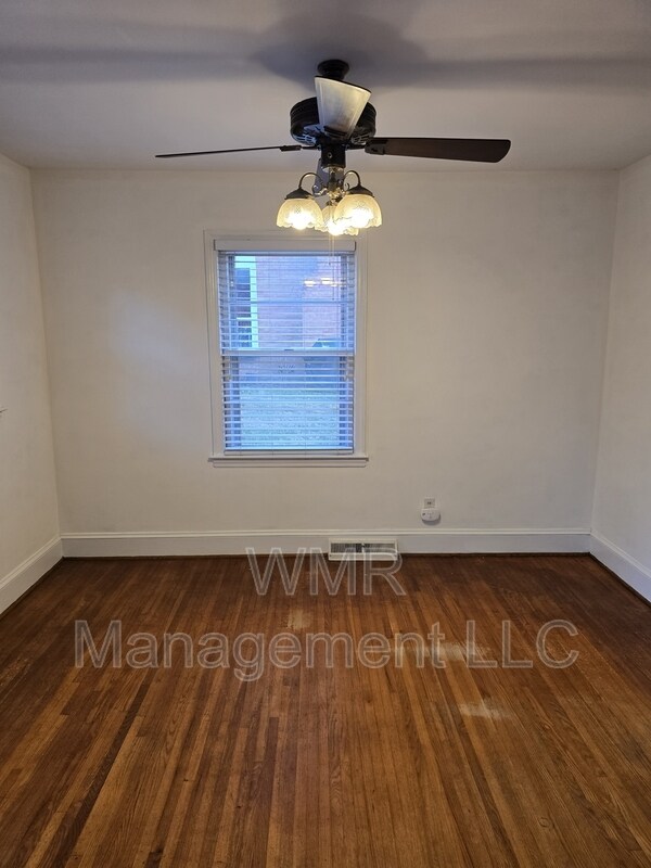 Building Photo - 4120 Leeds Dr