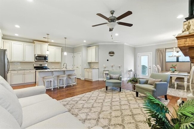 Building Photo - 3047 Patriot Square SW