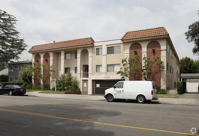 Primary Photo - Tujunga Towers