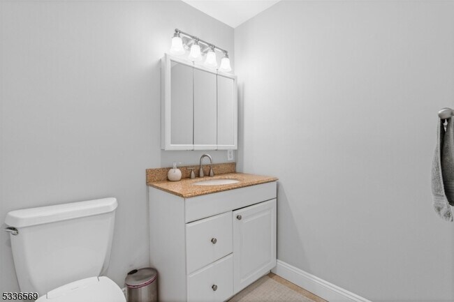 Building Photo - 3001 Revere Ct